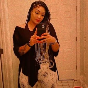 Meet your Posher, Megan